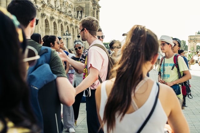 Top qualities of a good tour guide