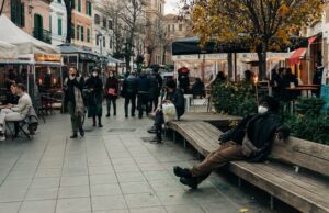 Tips to Travel like a Local Tips to Travel like a Local