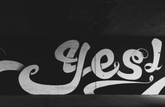 Things to do while Traveling Things to do while travelling