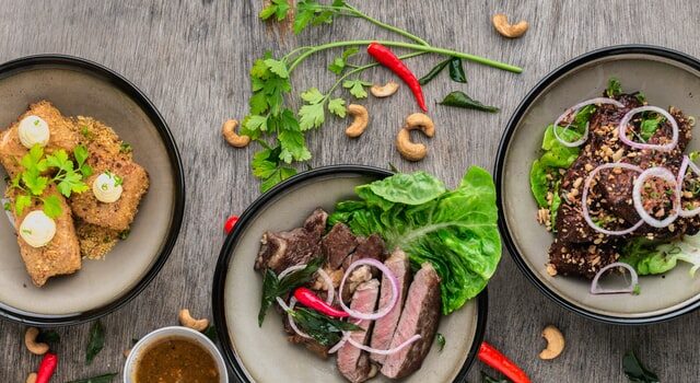 Tips for Foodie Travelers Tips for Foodie Travelers
