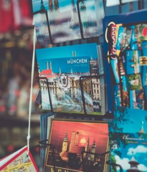 Best gifts for travelers Best Gifts for travelers