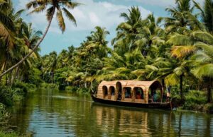 Best places to visit in Kerala, India Best places to visit in Kerela, India