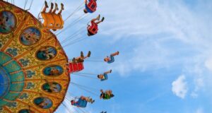 Fun things to do while traveling Fun Things to do while Travelling