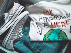 Tips for packing light while travelling Tips for packing light while travelling