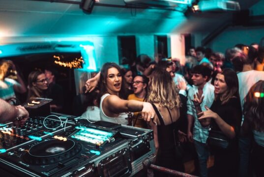 Best Destinations for Night Life Best Destinations for Night Life