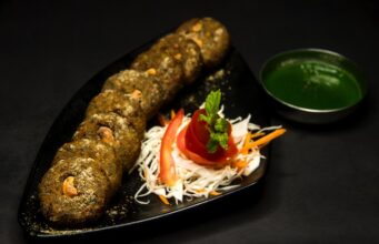Best dishes to eat while in Delhi Best dishes to eat while in Delhi