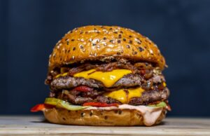 Top 30 iconic Burger Joints around the World