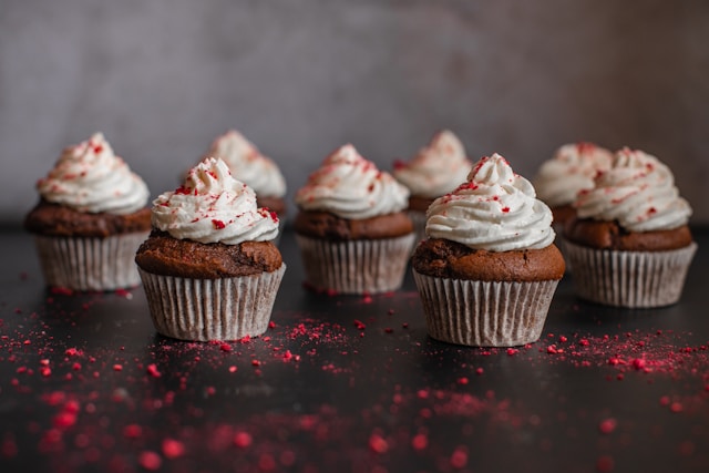 aneta-voborilova-RQYAbzjCK6k-unsplash Best 20 Cupcake Places Around the World - A Sweet-Toothed Global Tour